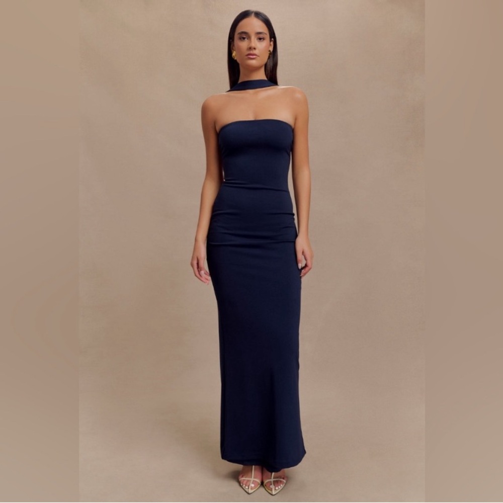 MESHKI Velma Dark Navy Gown!
